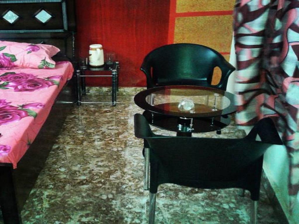 Hotel Jan Jan Tak デヘラードゥーン 部屋 写真